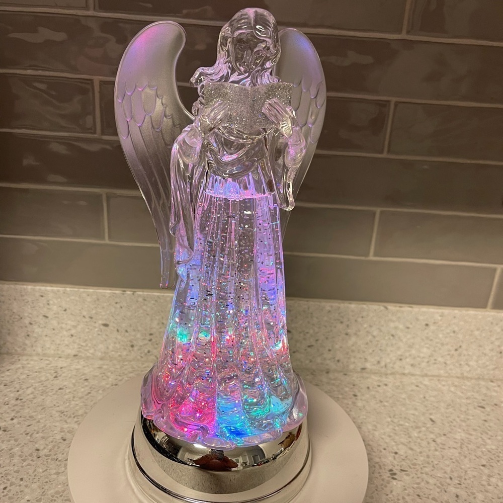 Lighted Angel Water Lantern Snow Globe Sparkling Color Changing Angel Figurine